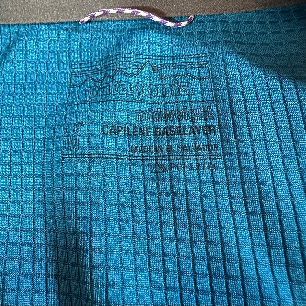 Patagonia Women’s Teal Midweight Capilene Baselayer - Size Medium - Picture 5 of 9